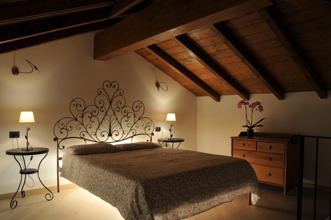 Villa Vinicia, Pool, Jacuzzi, Airco Domaso Room photo